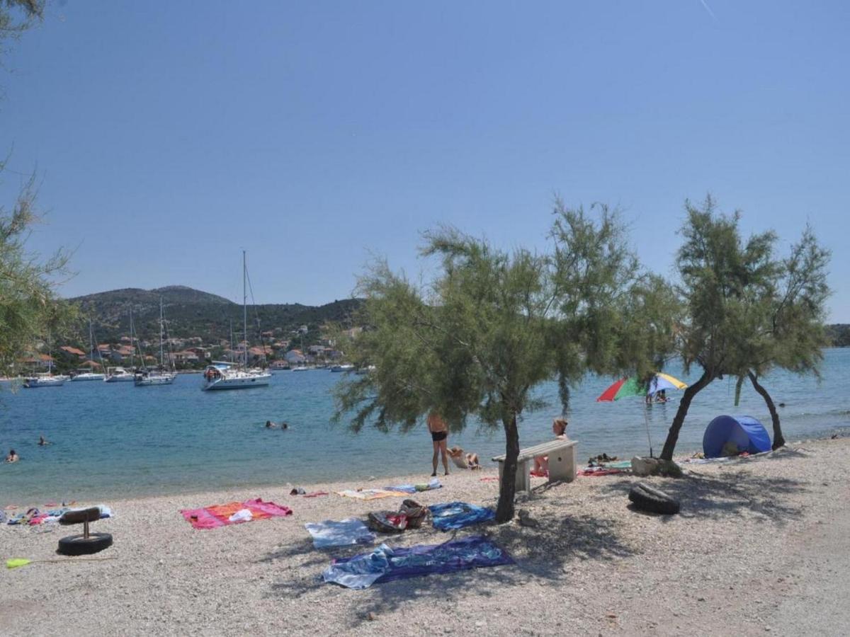 Apartments Vala Vinišće Eksteriør bilde