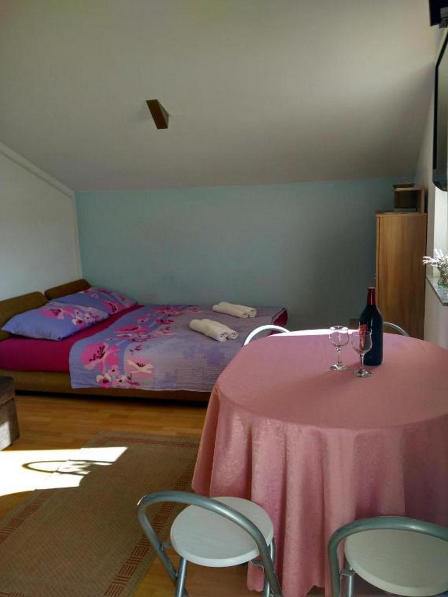Apartments Vala Vinišće Rom bilde